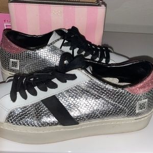 DATE sneakers Authentic